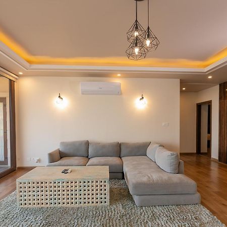 The Manor Luxury Apartments, Shimla มาโชบรา ภายนอก รูปภาพ