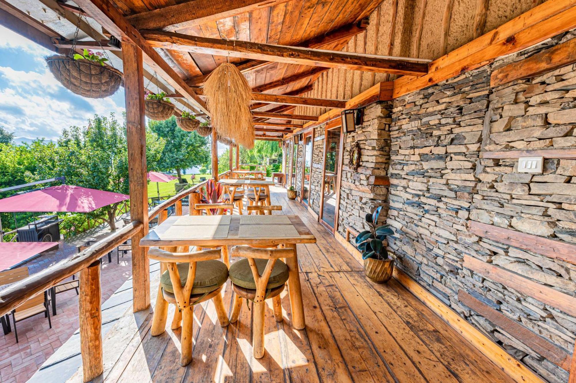 The Manor Luxury Apartments, Shimla มาโชบรา ภายนอก รูปภาพ