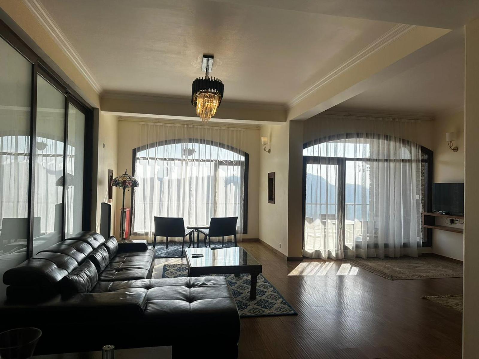 The Manor Luxury Apartments, Shimla มาโชบรา ภายนอก รูปภาพ