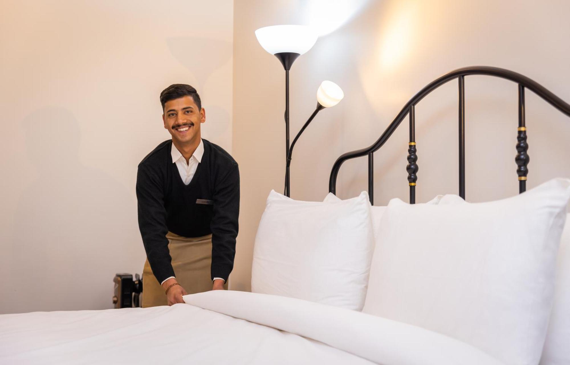 The Manor Luxury Apartments, Shimla มาโชบรา ภายนอก รูปภาพ