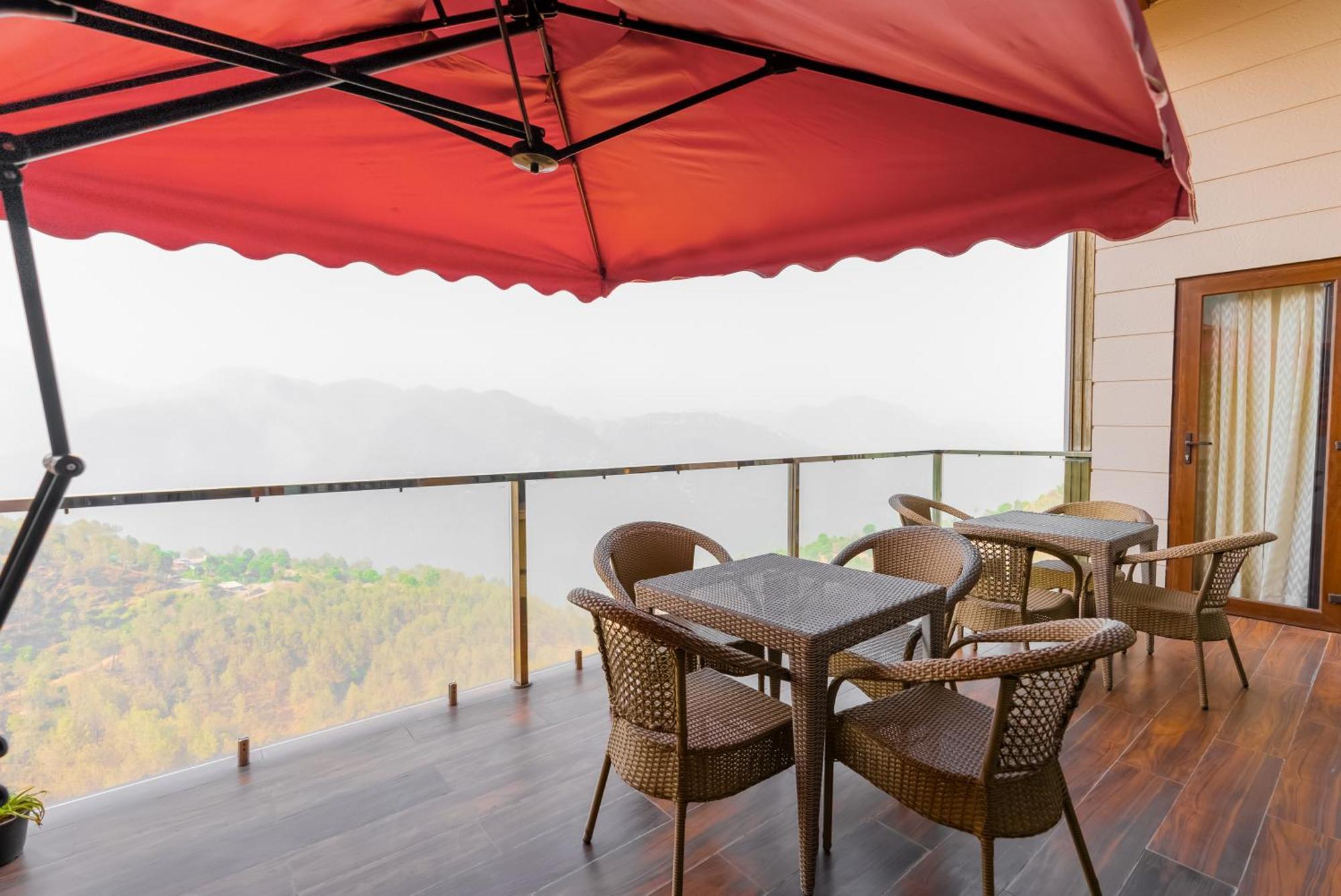 The Manor Luxury Apartments, Shimla มาโชบรา ภายนอก รูปภาพ