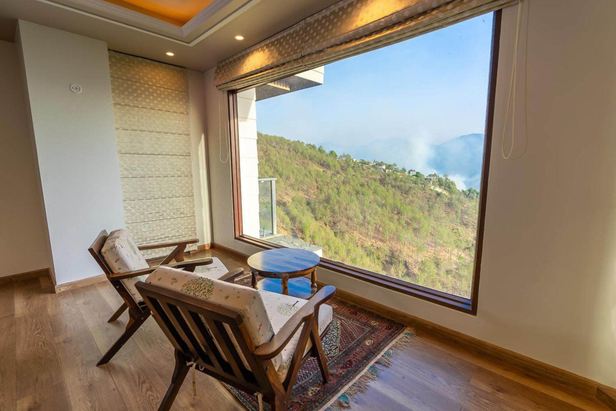 The Manor Luxury Apartments, Shimla มาโชบรา ภายนอก รูปภาพ