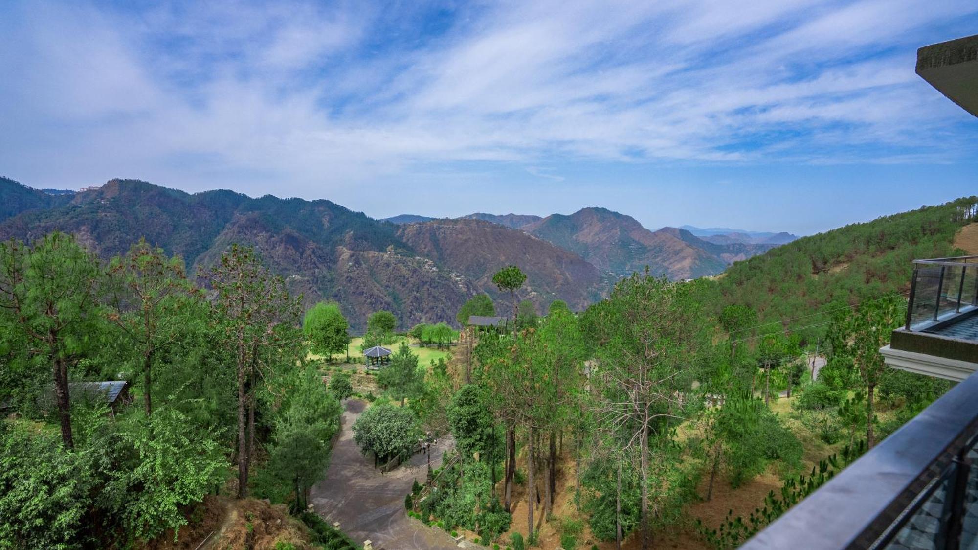 The Manor Luxury Apartments, Shimla มาโชบรา ภายนอก รูปภาพ
